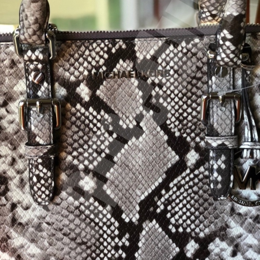 Michael Kors Ciara Large Natural Python Print Bag - Picture 3 of 8